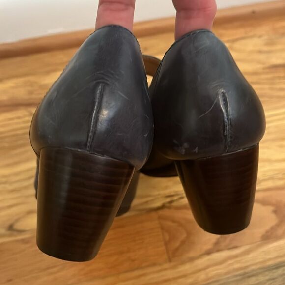 Comfortiva Alora blue leather Mary Jane Heels size 9 - Picture 9 of 11